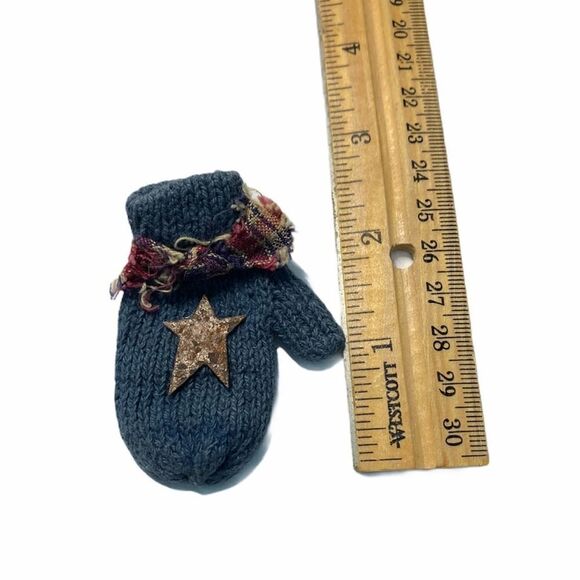 Vintage Rustic Glove Pin Brooch Star Plaid Blue - Picture 3 of 4
